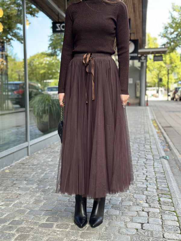 Tyllskjørt, Brown