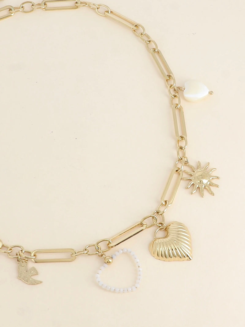 Necklace w/charms, Gold