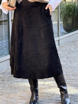 Suede Skirt, Black