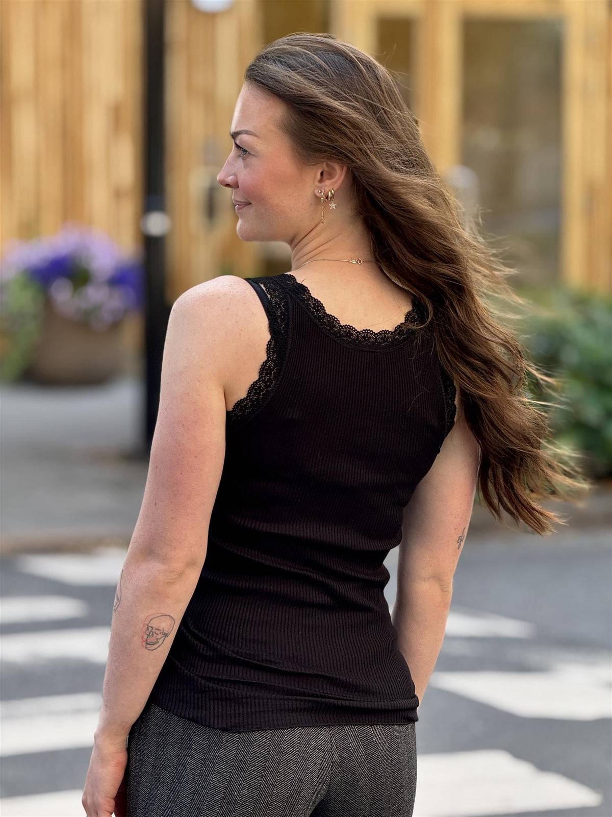 Carina Singlet, Black