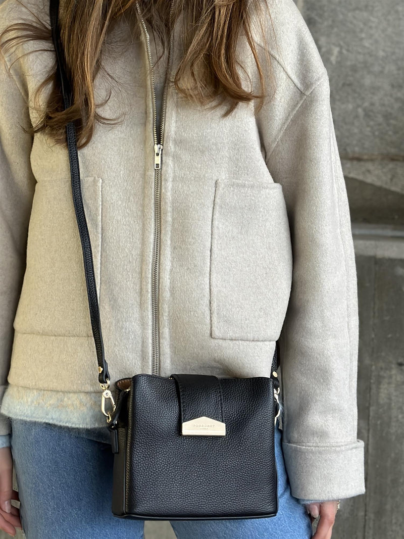 Cavalcade Small, Black