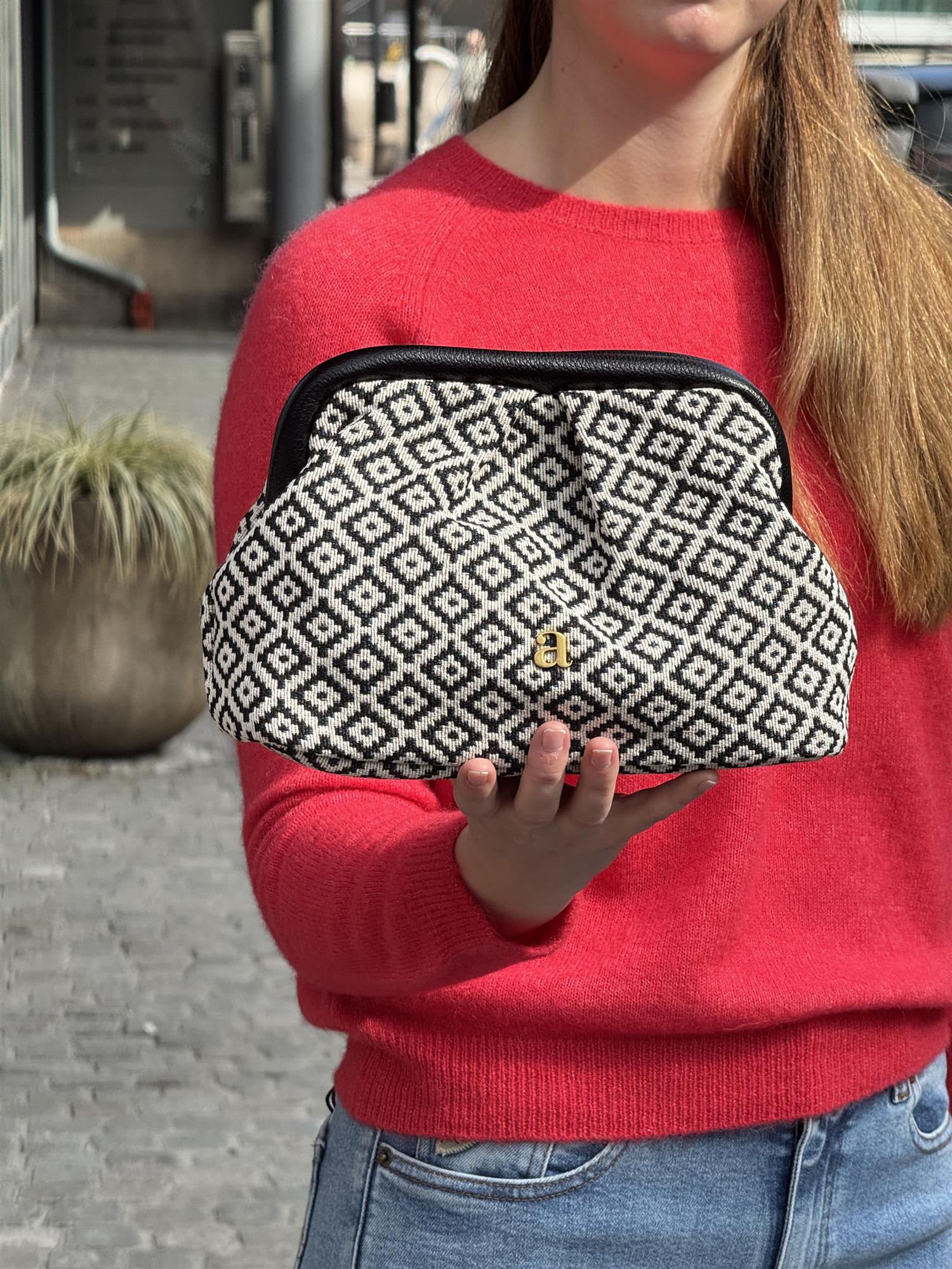 Jacquard Clutch, Black