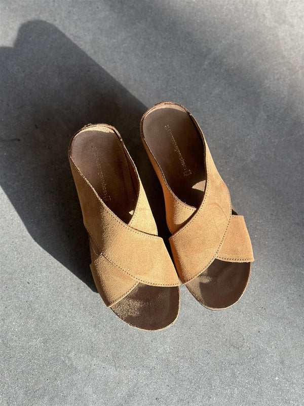FRANCES 23 Suede, Cognac