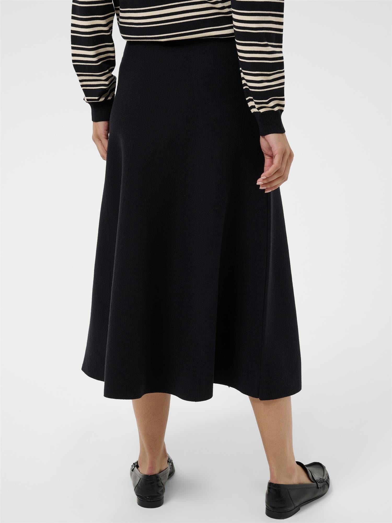 Vikesa PW Skirt, Black