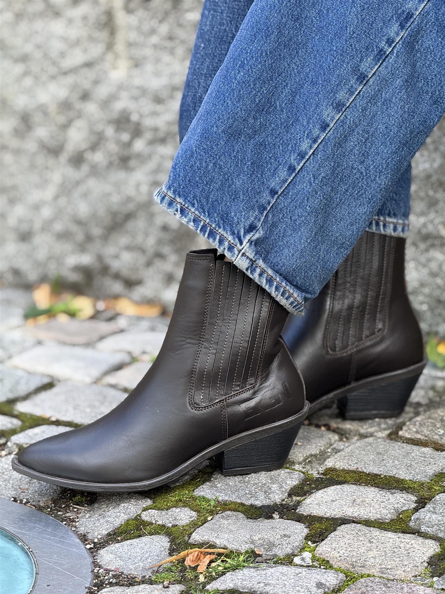 Sleek Boot, Brown