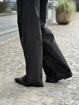 Palazzo Mistral, Black