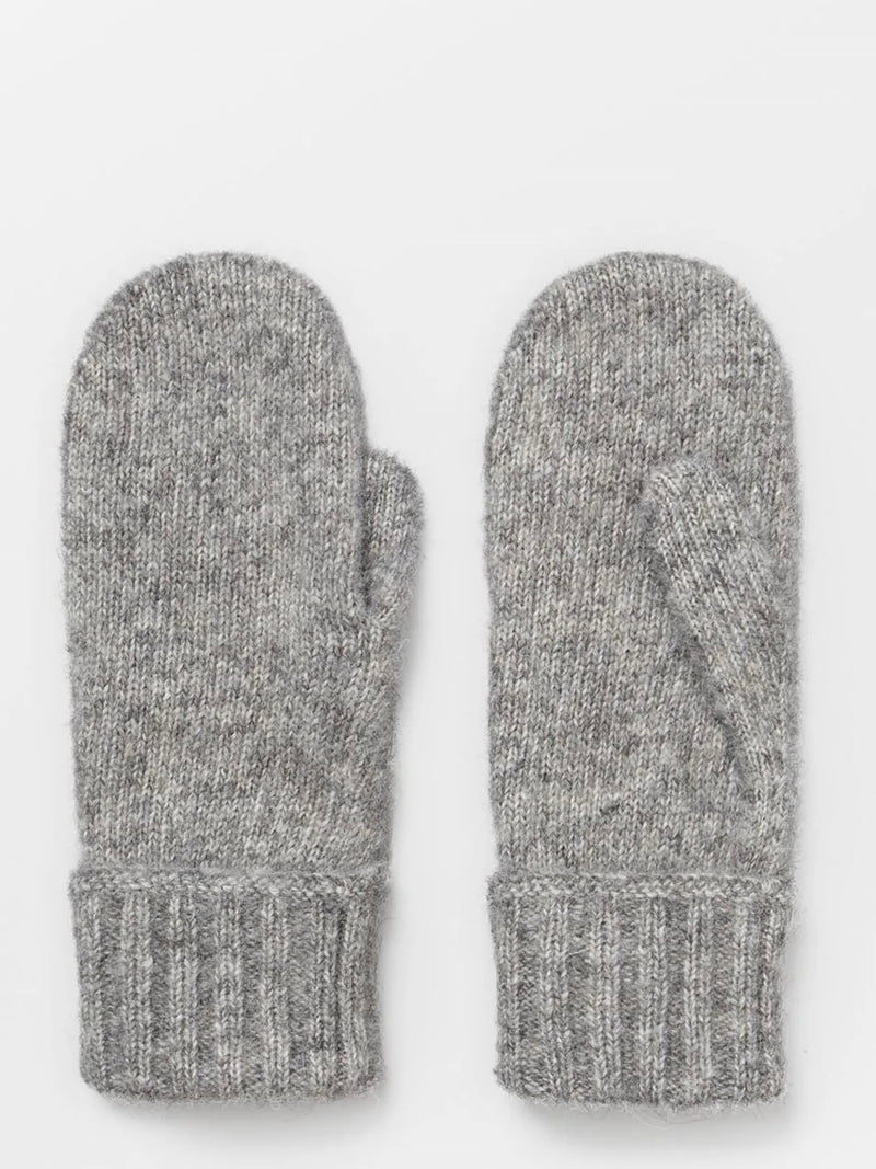 Max Mitten, Grey