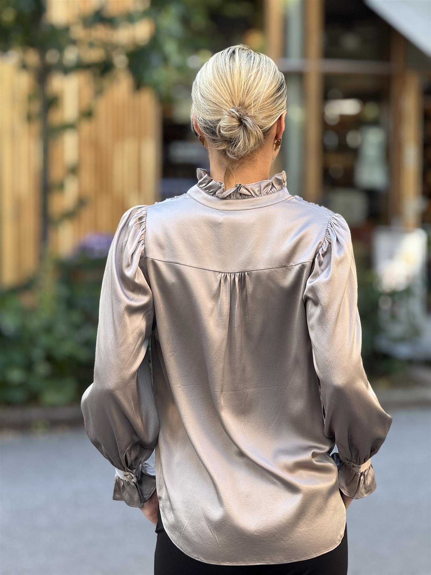 Vale Blouse, Taupe