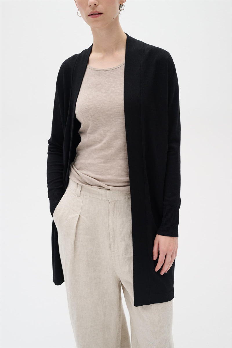 Renee Cardigan, Black