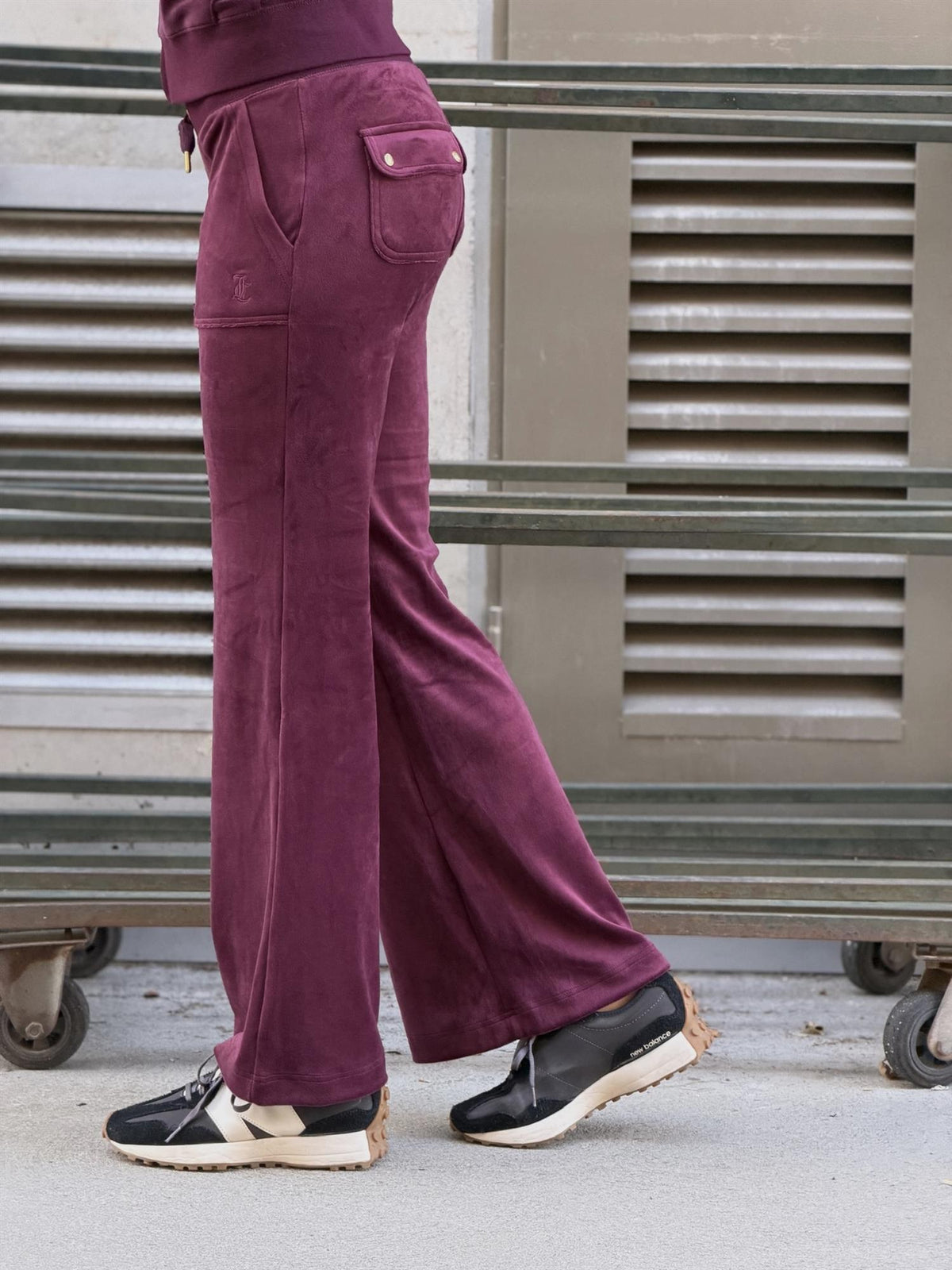 Layla Low Rise Pocket Gold, Winetasting