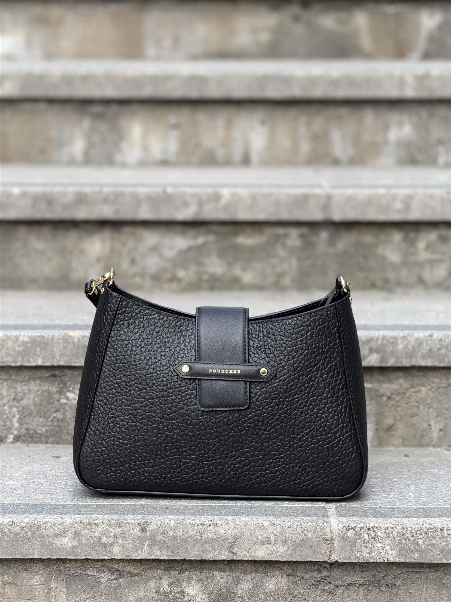 Fleuves Large Shoulderbag, Black