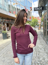 T-shirt, long sleeve, boat neck