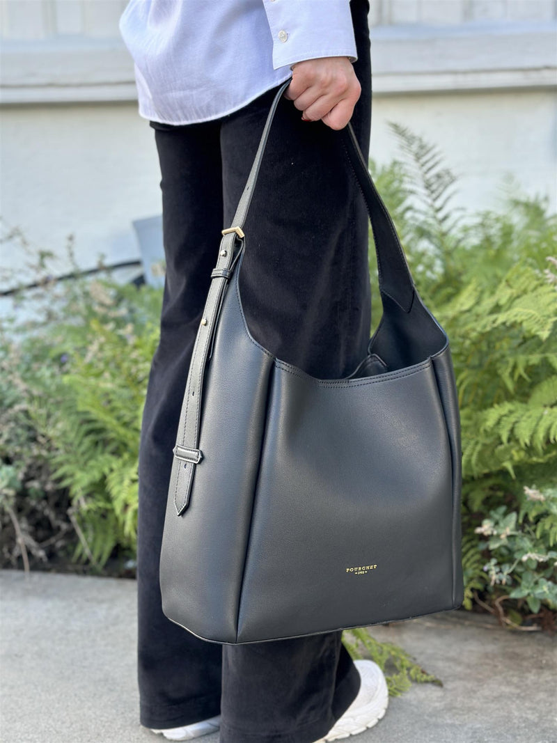 Lesevigne Shoulderbag, Black
