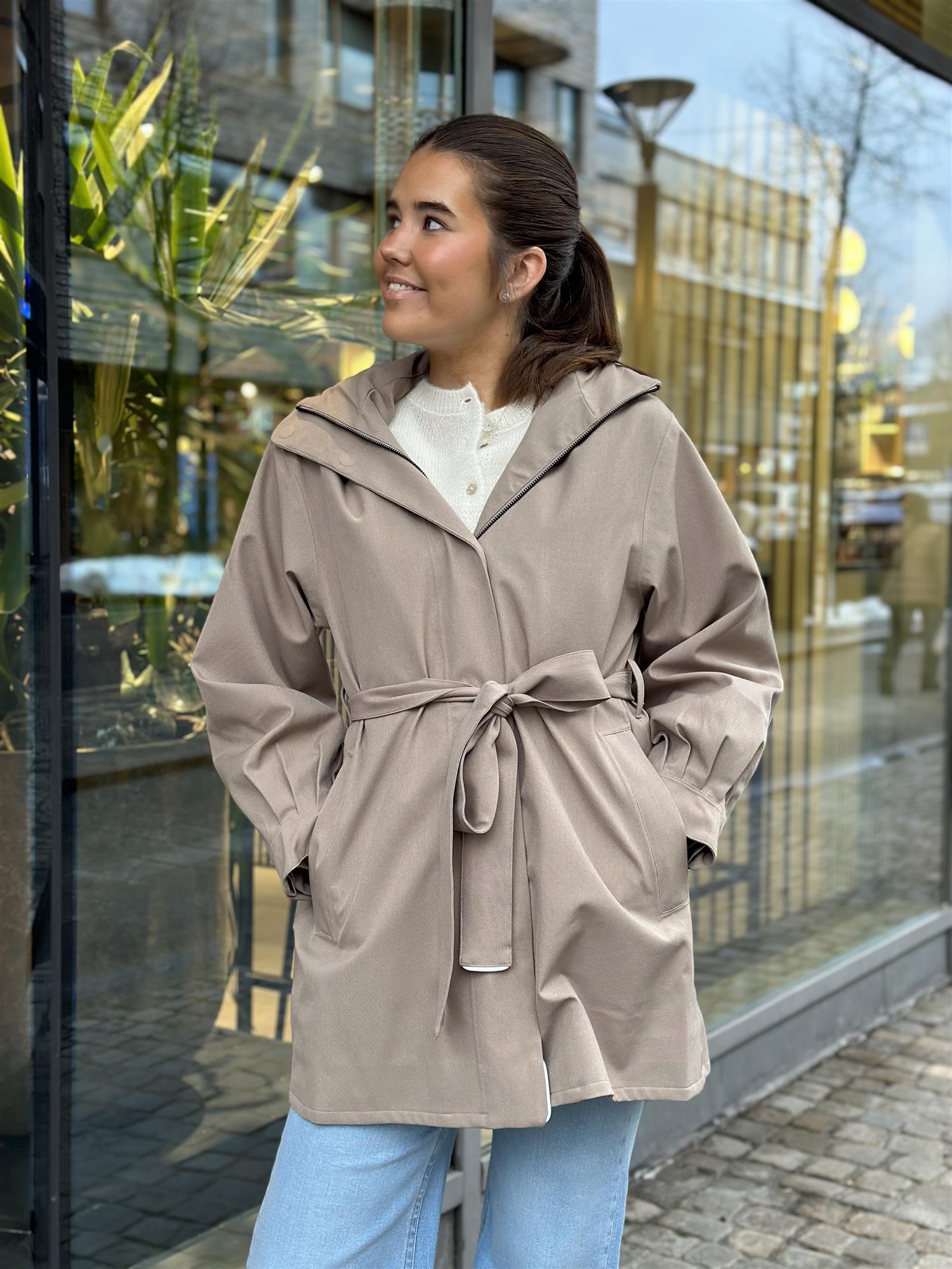 Rossby Coat, Taupe