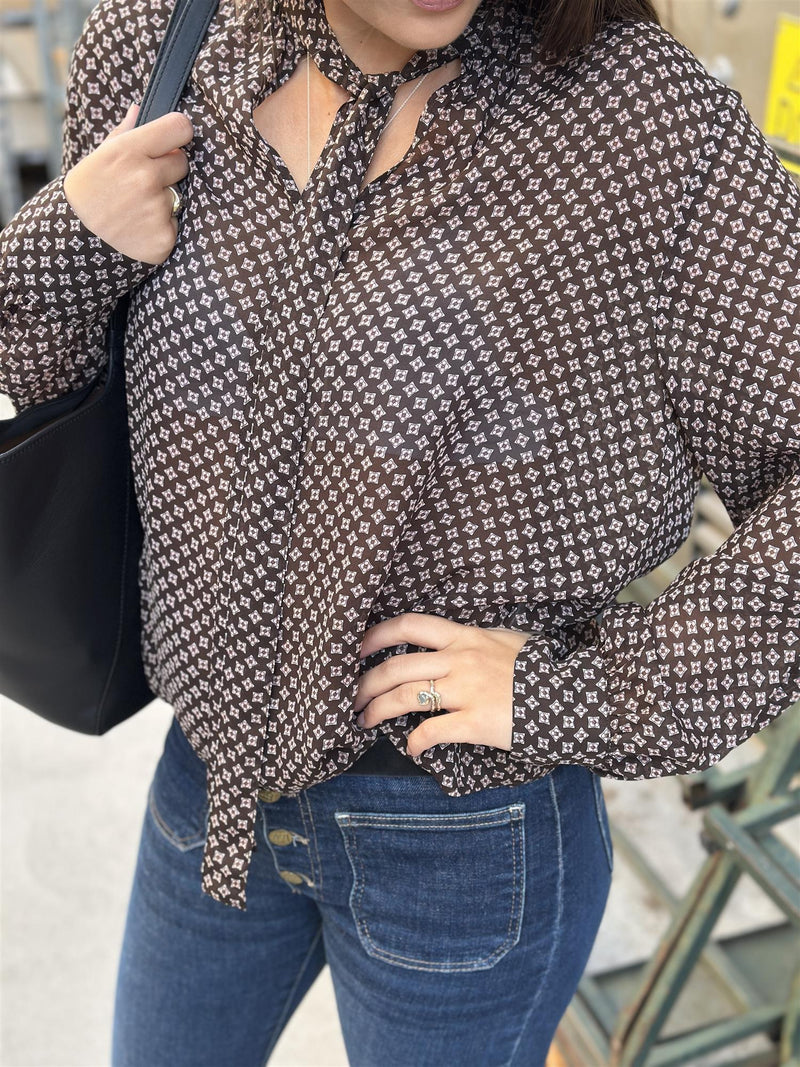 Blouse, feminine shape, longsleeve, print
