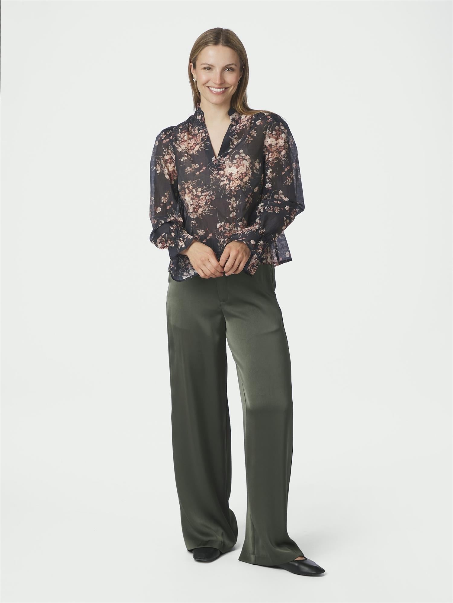 Amara Garden Flower Blouse, Dark Navy