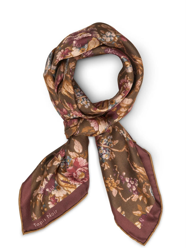 Classical Daisy Scarf
