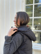 Orzala vest , Black