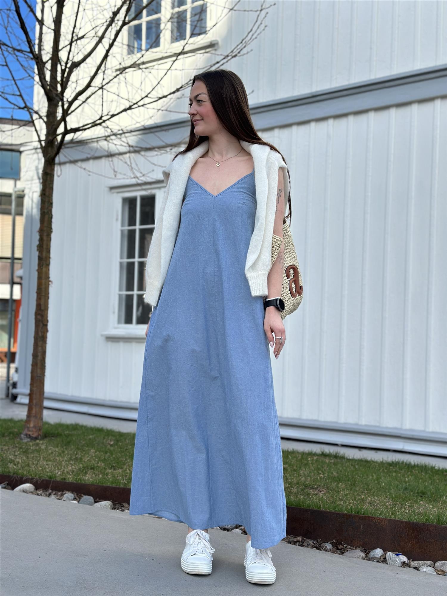 LENNON 4, Dress