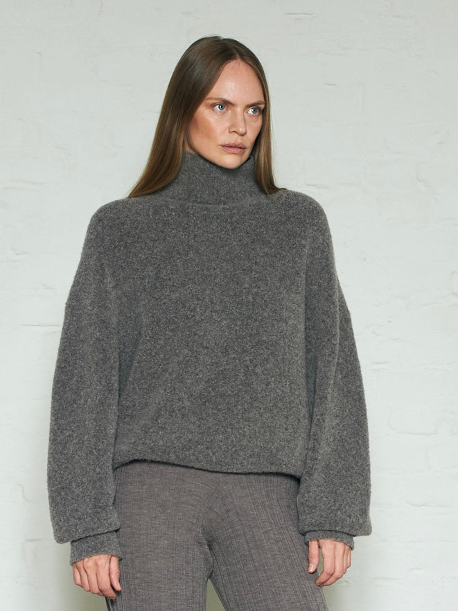 STORMY Sweater, Grey