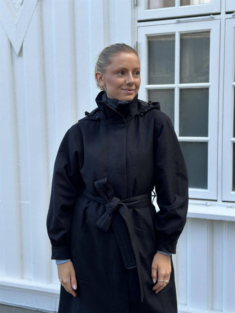 Rossby Maxi Coat, Black