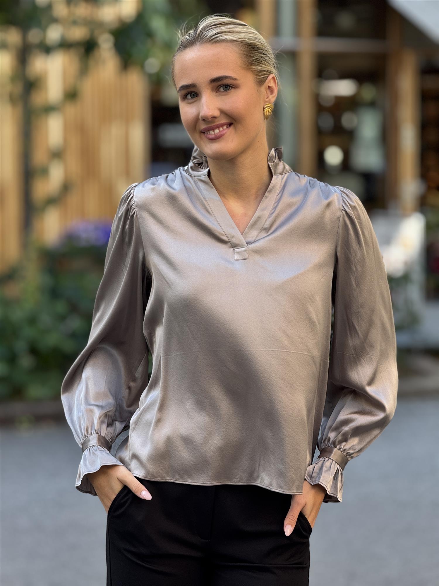 Vale Blouse, Taupe