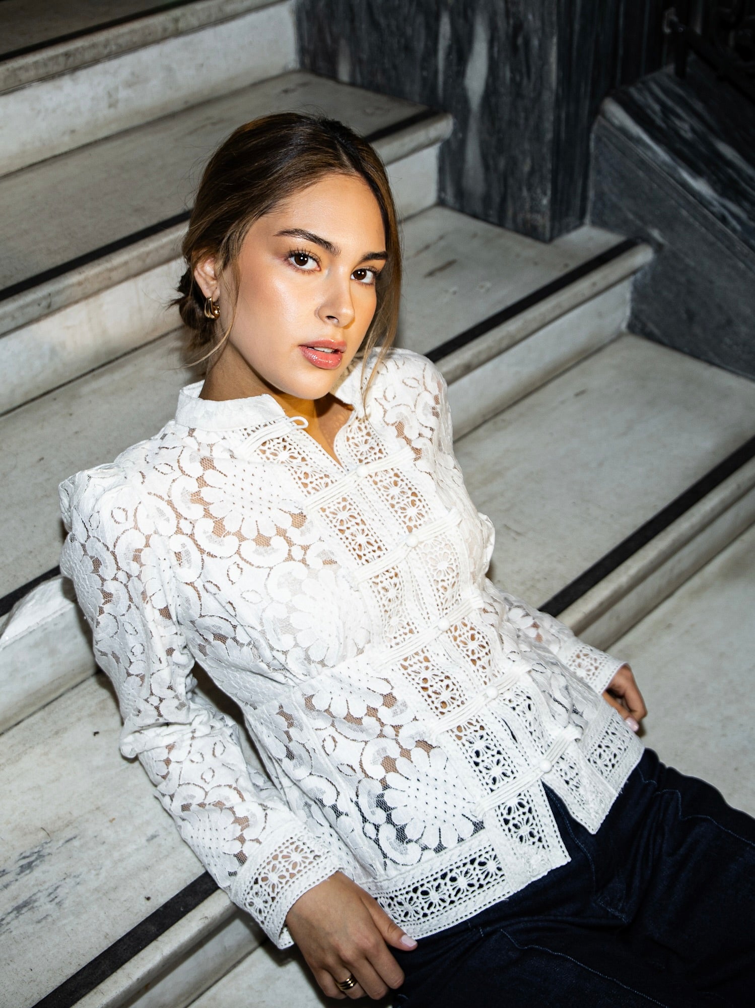 Amora Blouse Chantilly Lace