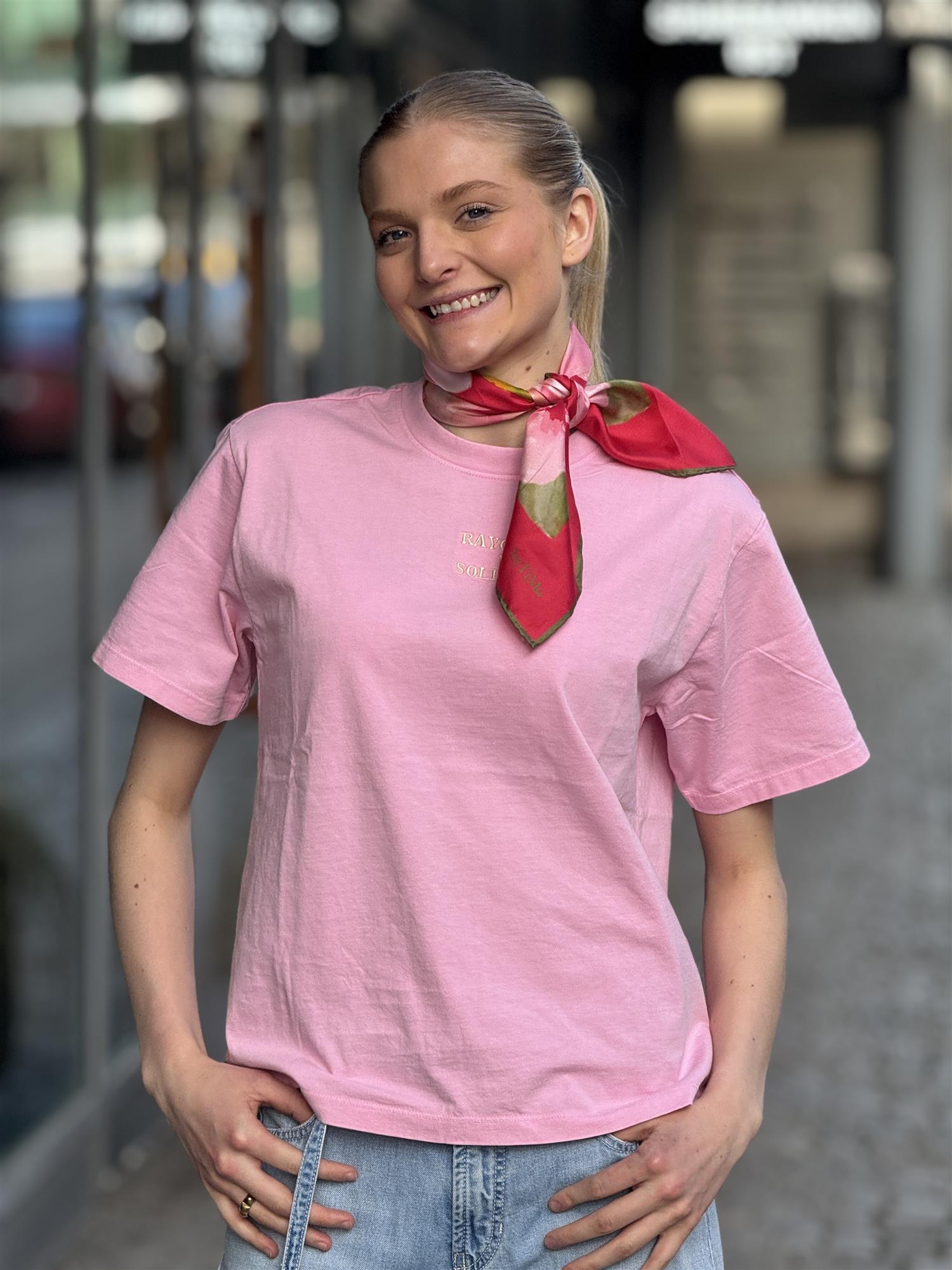Kiana Tee