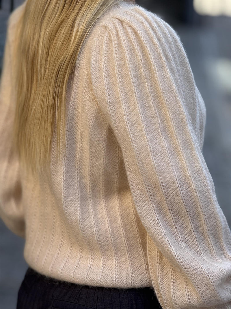 Wavy Sweater, Winter White