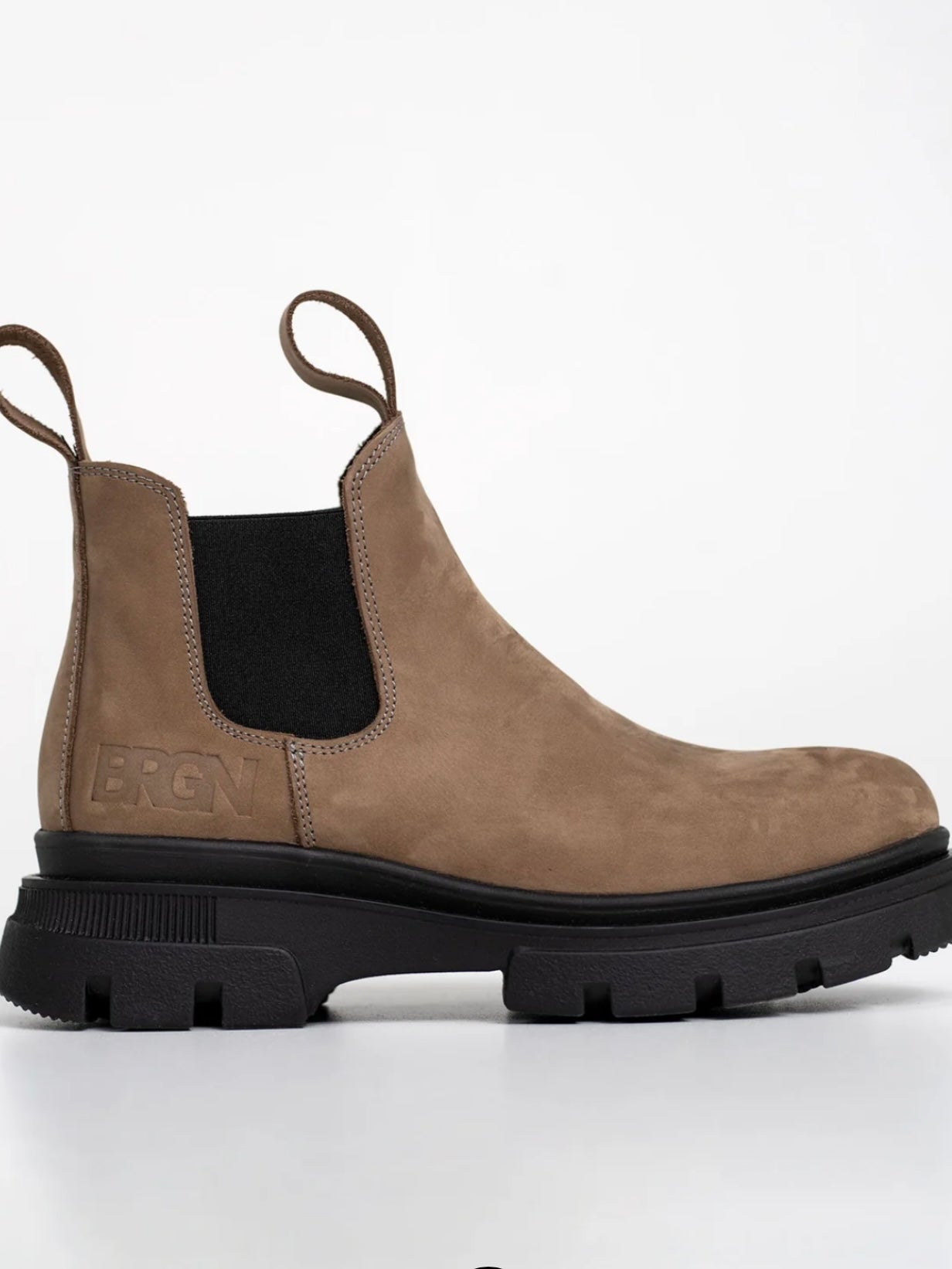 Low Chelsea Boot, Camel