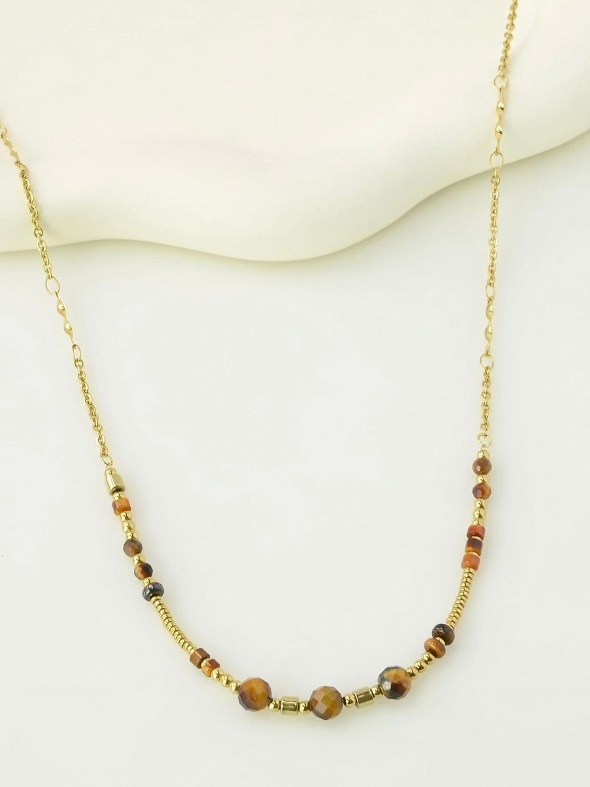 Necklace, Natural stones, Maroon