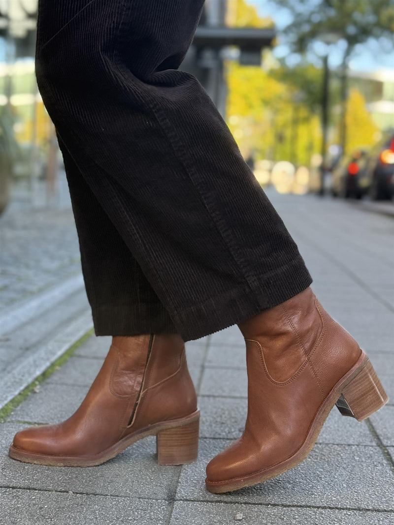 Boots, Whisky grove calf 885