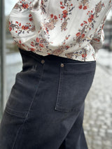 Ocean, Salty Black used