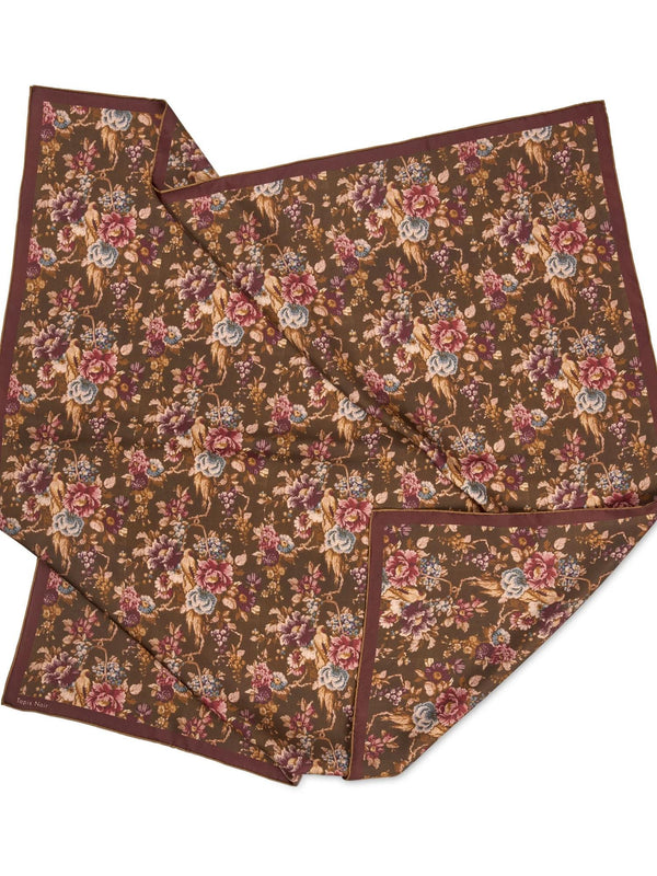 Classical Daisy Scarf