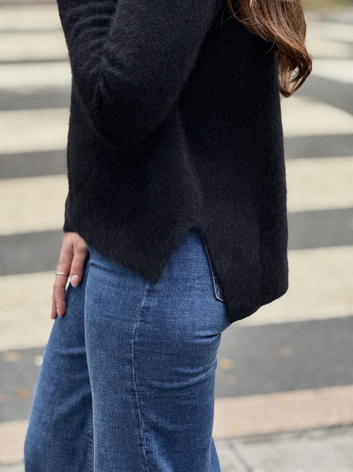 JADE Pullover, Black