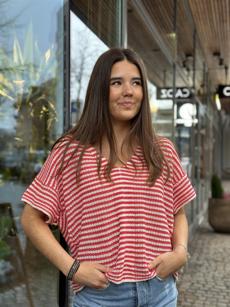 Nailah PW Pullover, Red/White
