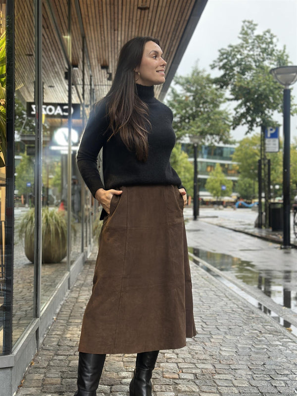 Suede Skirt, Brown