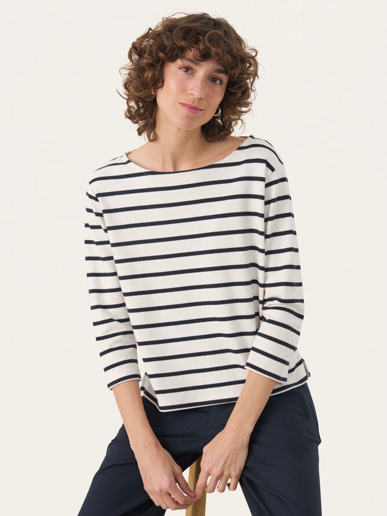 Nela PW TS, Navy/White