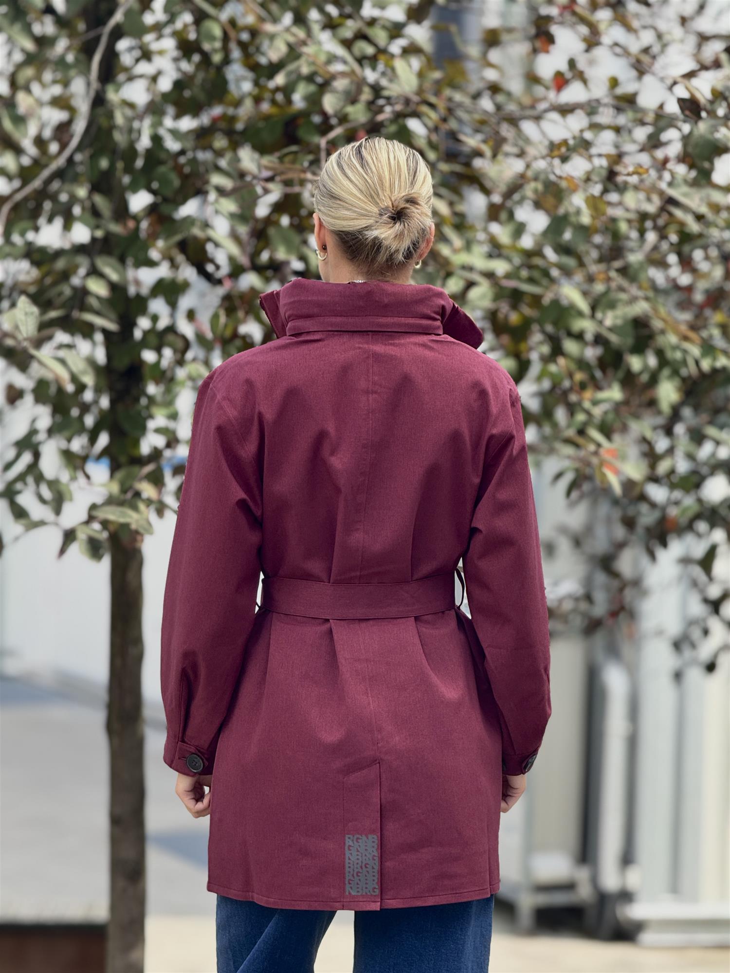 Rossby Coat, Burgunder