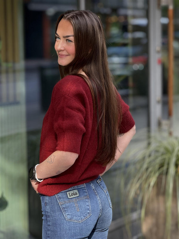 MOI Pullover, Barolo