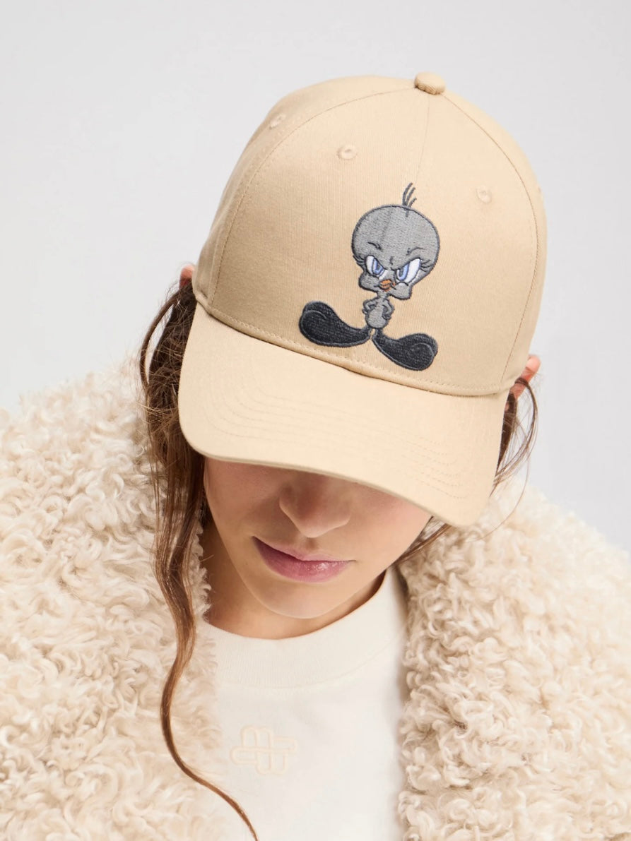 Livar Cap, Khaki