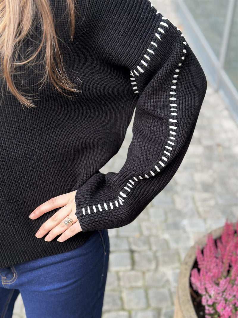 Wish Knit T-Neck, Black