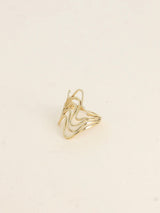 Ring, wavy