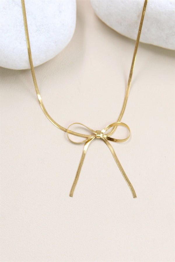 Necklace, Bow tie