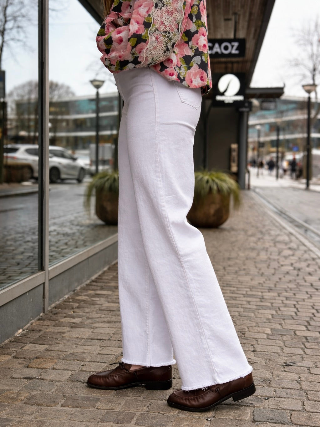 Janaya Jeans, White
