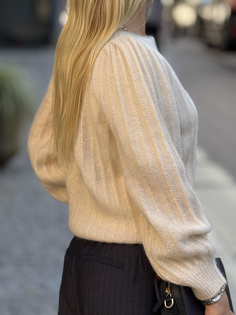 Wavy Sweater, Winter White