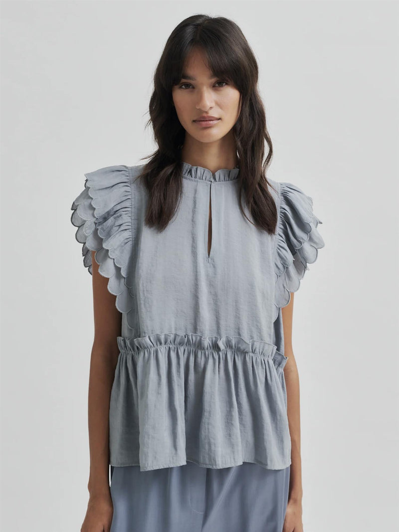 Terra Frill Top