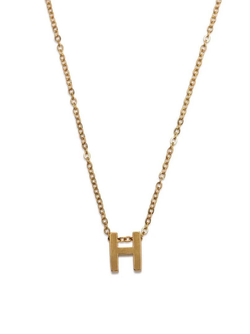 Viola - Letter Necklace Stainless Steel Gold - H