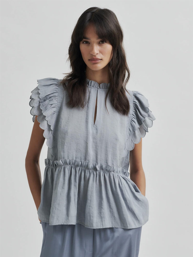 Terra Frill Top