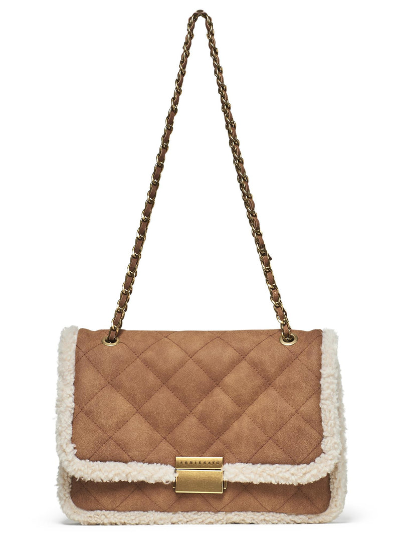 Charlie Shearling, Chestnut